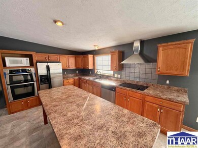 415 S 14th St, Terre Haute, IN 47807 - photo 5