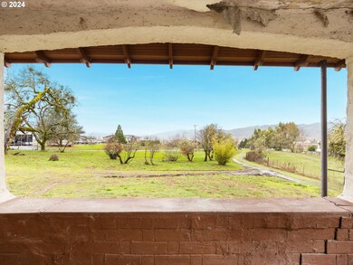 774 Plat B Rd, Sutherlin, OR 97479 - photo 4