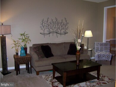 13 Tall Tree Ln, Langhorne, PA 19047 - photo 3