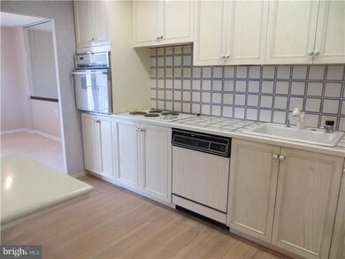 Strath Haven Condominiums unit 1030, Swarthmore, PA 19081 - photo 4