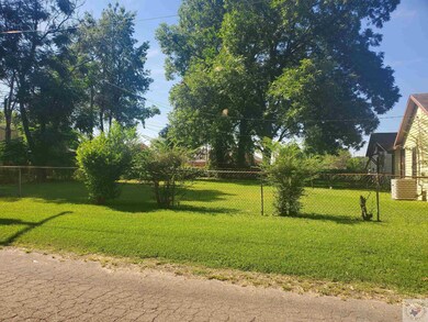 2722 Maple St, Texarkana, TX 75503 - photo 3