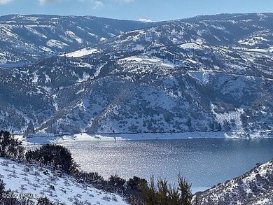 8832 N Sleeping Rock Cir, Kamas, UT 84036 - photo 2