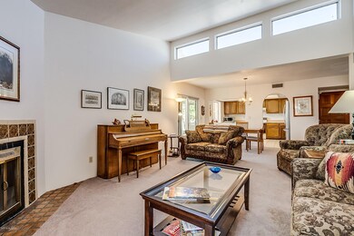 Looking toward kitchen/DR