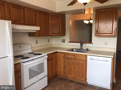 1204 Heathfield Rd, Sykesville, MD 21784 - photo 6