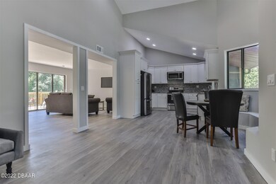 2995 Hardy Ave-10