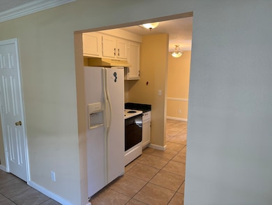 409 Commerce St, Tomball, TX 77375 - photo 3