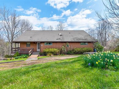 22 Watsell Dr, Leicester, NC 28748 - photo 2