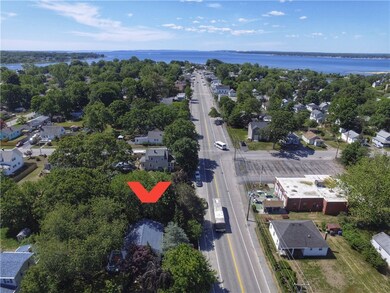 638 Oakland Beach Ave, Warwick, RI 02889 - photo 3