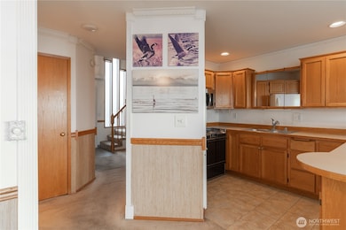 1055 Peace Portal Dr unit 7, Blaine, WA 98230 - photo 7