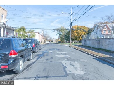 2743 Saunders St, Camden, NJ 08105 - photo 3