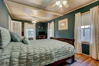 57 3rd master bedroom