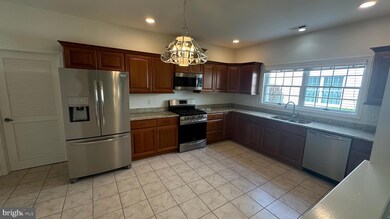 208 Wagon Wheel Ln, Columbus, NJ 08022 - photo 7