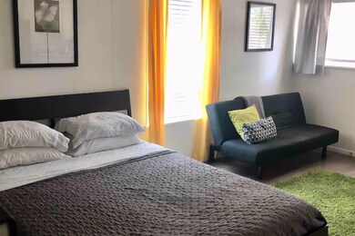 5909 Bolm Rd unit 2, Austin, TX 78721 - photo 2