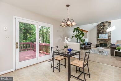 9102 Naygall Rd, Parkville, MD 21234 - photo 6