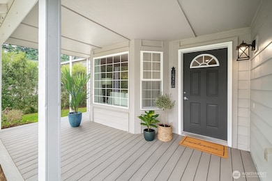 709 E 3rd St, Nooksack, WA 98247 - photo 3