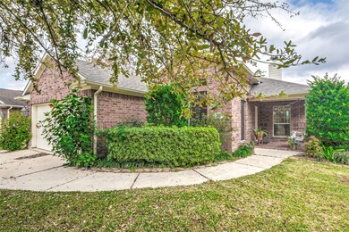 23914 Glengate Dr, Spring, TX 77373 - photo 3