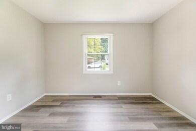 13214 Idlewild Dr, Bowie, MD 20715 - photo 4