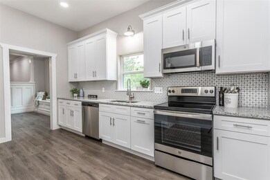 301 Belcher St, Gainesville, TX 76240 - photo 3