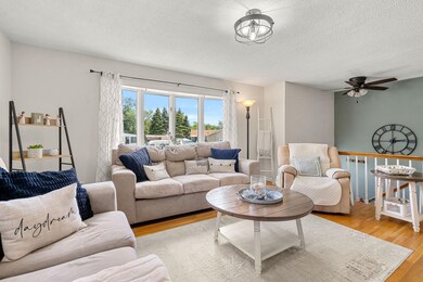 102 Dalton St, Nashua, NH 03063 - photo 6