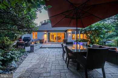 9005 Spring Hill Ln, Chevy Chase, MD 20815 - photo 6