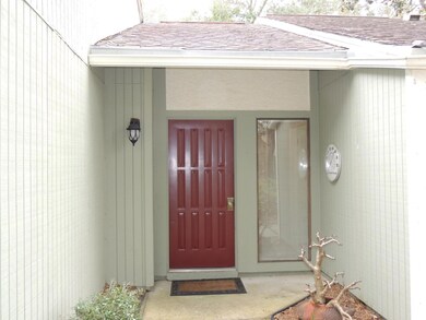 900 Bay Dr unit 28, Niceville, FL 32578 - photo 3