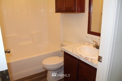 unlisted-address, Federal Way, WA 98003 - photo 6