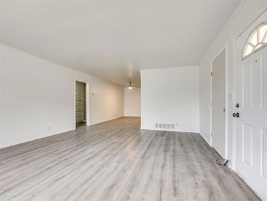 6908 NW 36th St, Bethany, OK 73008 - photo 7