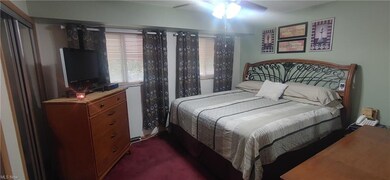 22590 Sandalwood Rd, Bedford, OH 44146 - photo 6