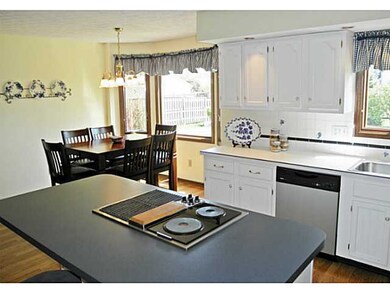 5666 Moorgate Dr, Columbus, OH 43235 - photo 6