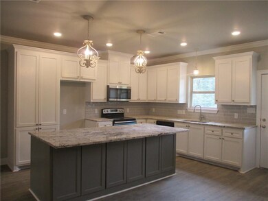 1008 Pinehurst Dr, Pineville, LA 71360 - photo 5