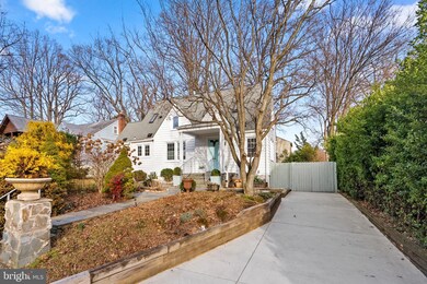 10813 Pearson St, Kensington, MD 20895 - photo 6