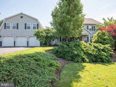 1106 E Pieffer Hill Rd, Stevens, PA 17578 - photo 4