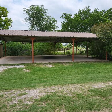 610 Springfield Rd, Springtown, TX 76082 - photo 6