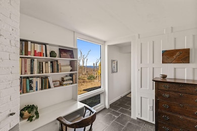 15-web-or-mls-135-newcomb-hollow-rd