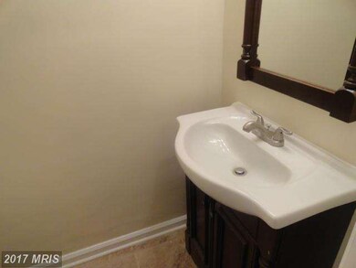 6847 Forest Terrace, Hyattsville, MD 20785 - photo 5