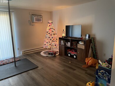 912 SE 2nd St, Pendleton, OR 97801 - photo 5