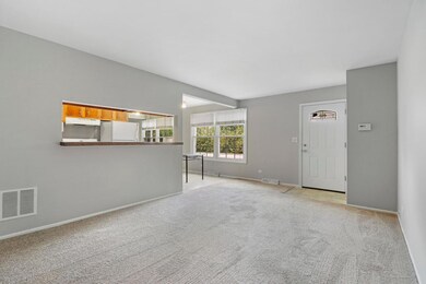 421 Sidney Ave unit C, Glendale Heights, IL 60139 - photo 2