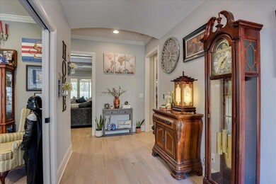 5 Foyer View