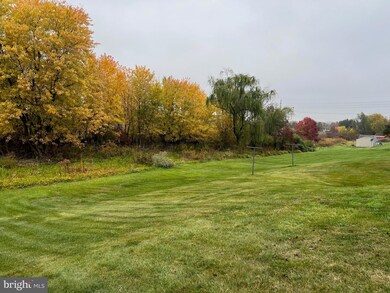 1385 Memory Ln, Chambersburg, PA 17201 - photo 3