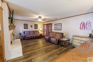 1318 Holloway Dr, Texarkana, TX 75503 - photo 5