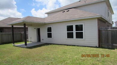 1524 Barras St, Alvin, TX 77511 - photo 2