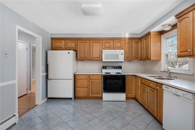 27 Cadoret Dr, Cumberland, RI 02864 - photo 4