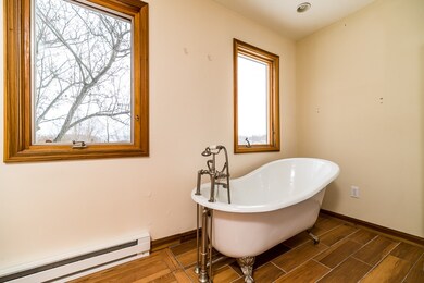 16708 Amstutz Rd, Leo, IN 46765 - photo 7