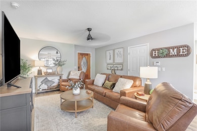 415 Serena Cir, Anderson, SC 29621 - photo 4