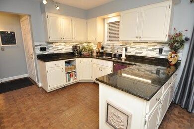 5670 Notre Dame Place, Columbus, OH 43213 - photo 7