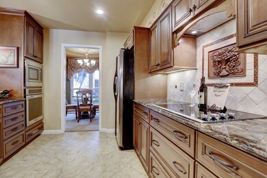 14161 Lost Meadow Ln, Houston, TX 77079 - photo 7