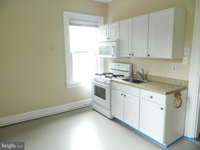 3 St Timothys Ln N unit 3, Catonsville, MD 21228 - photo 2