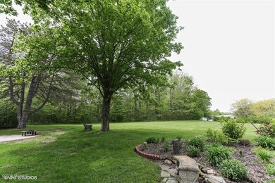 19536 Martin Rd, Three Oaks, MI 49128 - photo 5