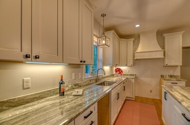 35 Hill St, Holliston, MA 01746 - photo 5