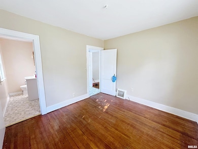 2212 39th St, Rock Island, IL 61201 - photo 6